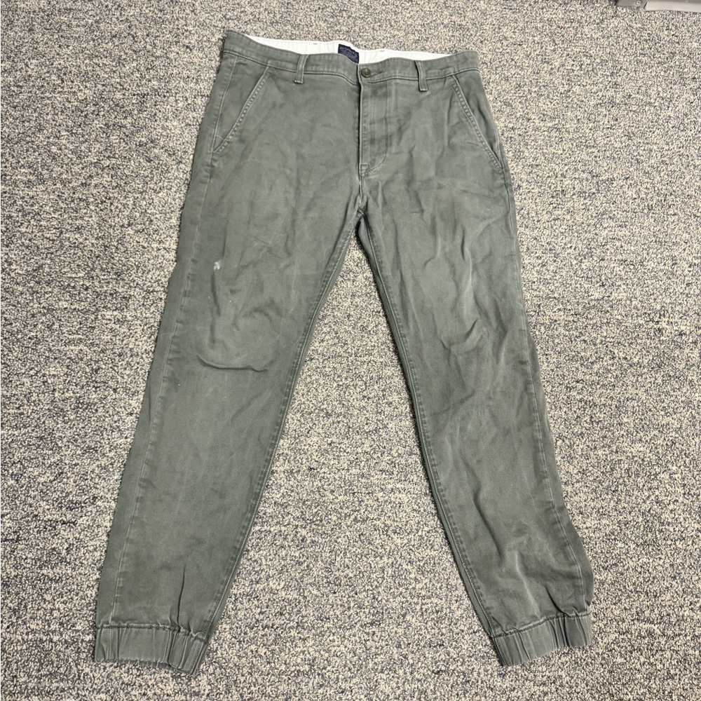 Levi's Green Chino Pants Athletic Fit Joggers